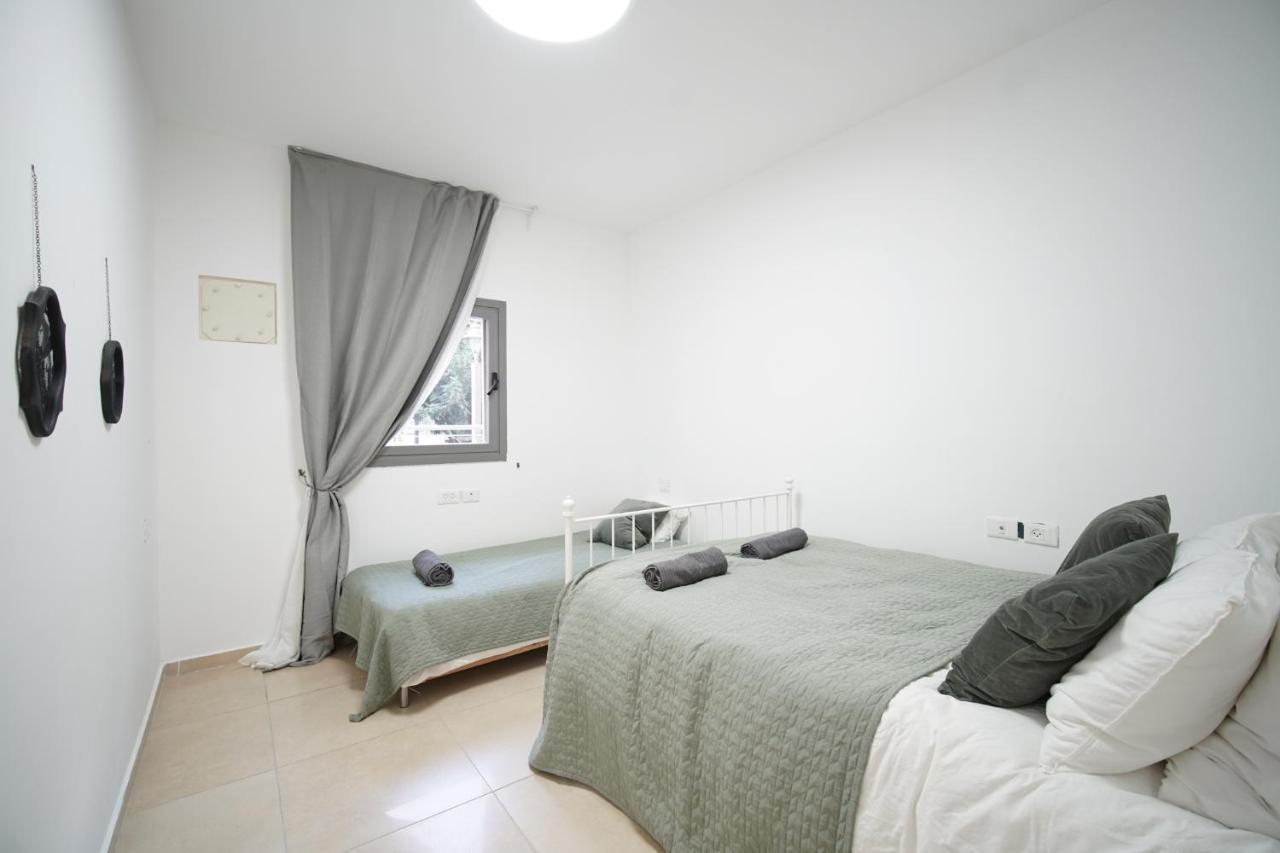 Harav Kuk Modern Apartment By Nimizz Ierusalim Exterior foto