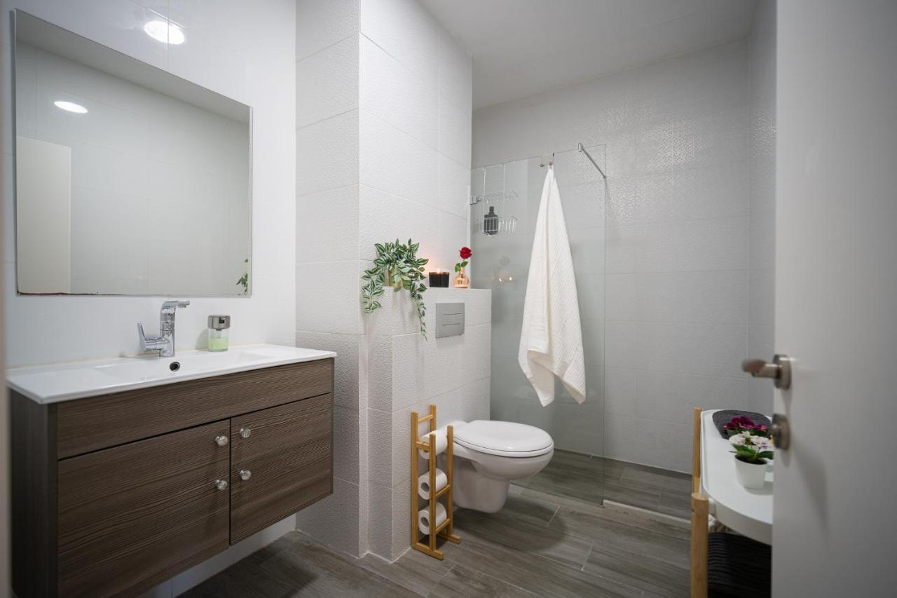 Harav Kuk Modern Apartment By Nimizz Ierusalim Exterior foto