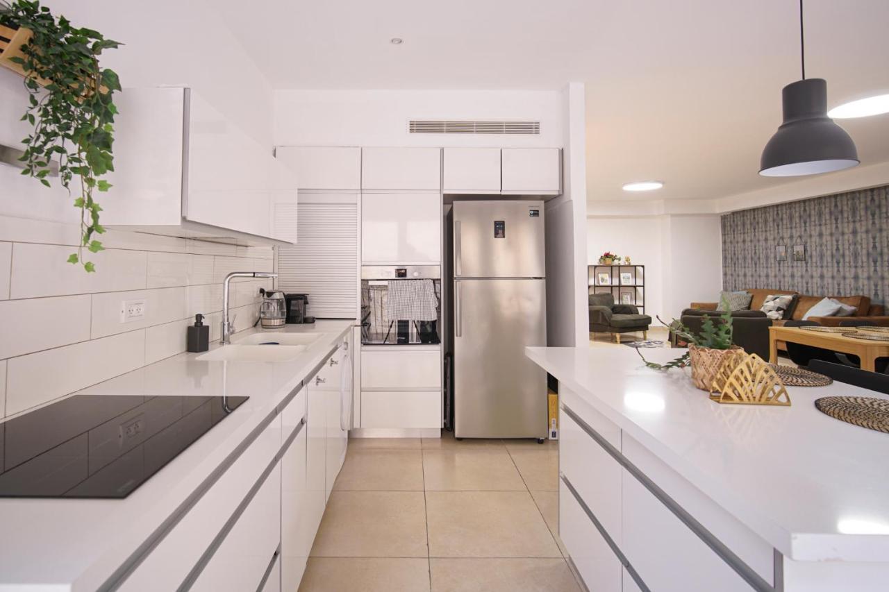 Harav Kuk Modern Apartment By Nimizz Ierusalim Exterior foto